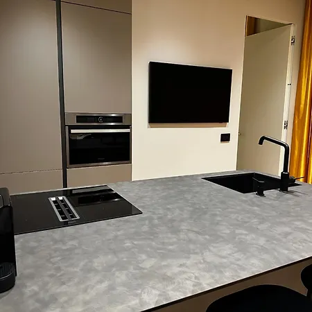 Home: Esclusivo E Moderno Milan