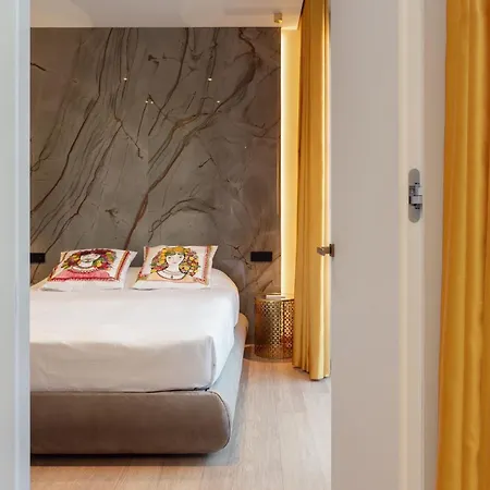 Home: Esclusivo E Moderno Apartment